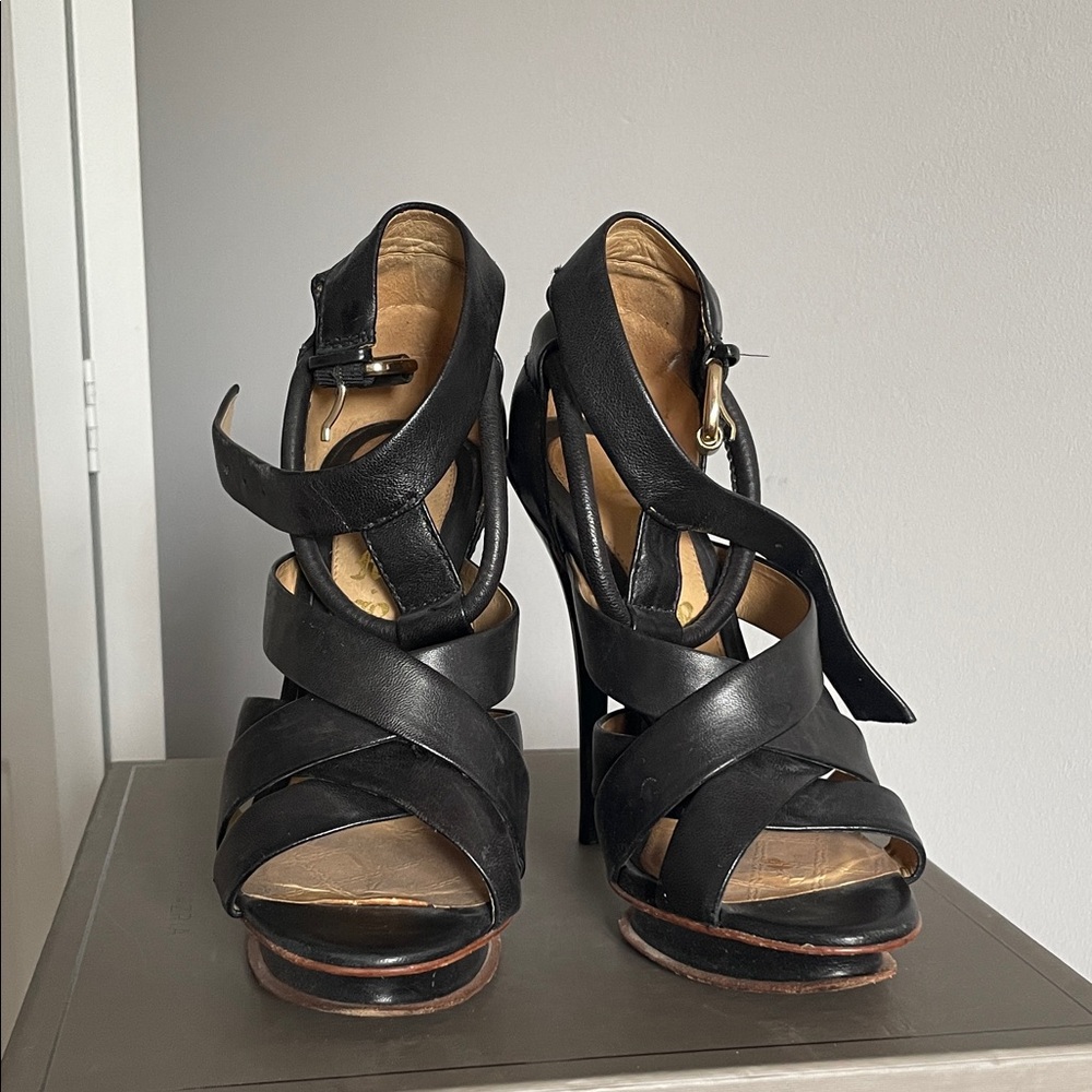 LAMB 7m Women’s Black Leather Strappy Platform Heels